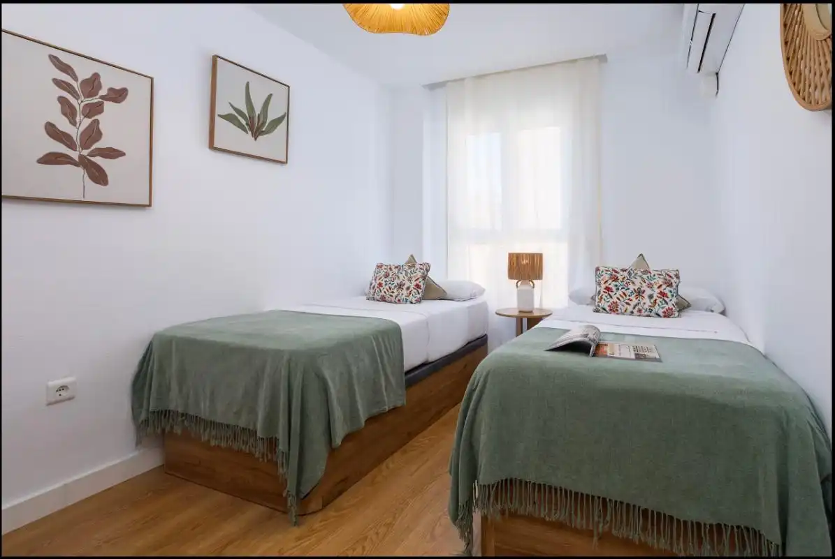 Habitación de Piso en venta en Málaga con Aire acondicionado, Calefacción y Parquet