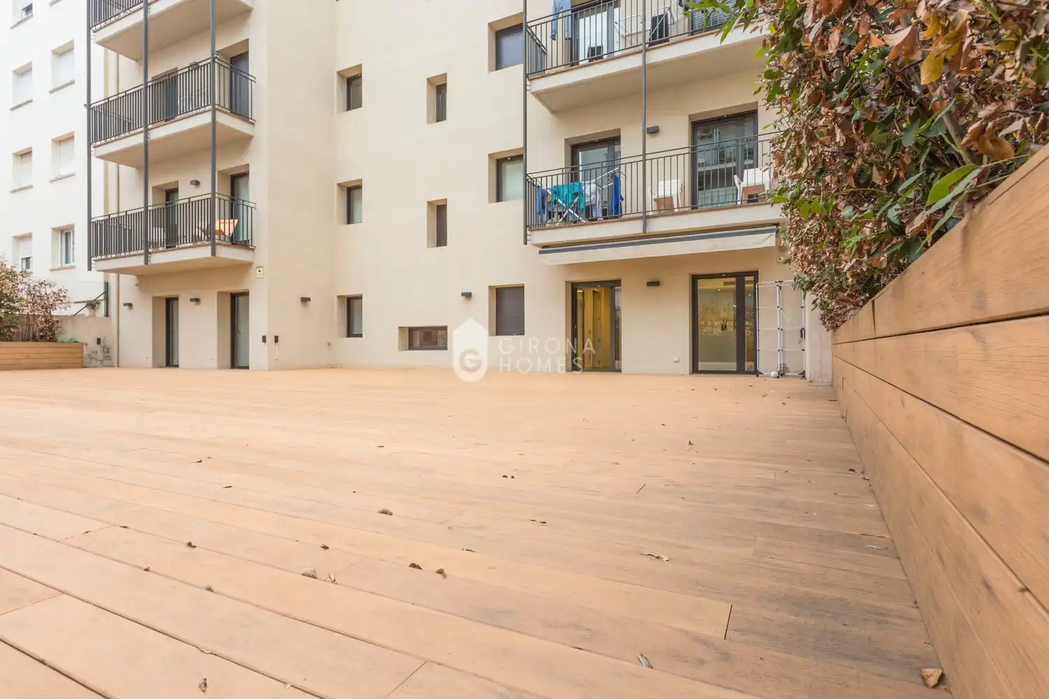 Terrasse von Wohnungen zum Verkauf in Girona mit Klimaanlage, Heizung und Terrasse