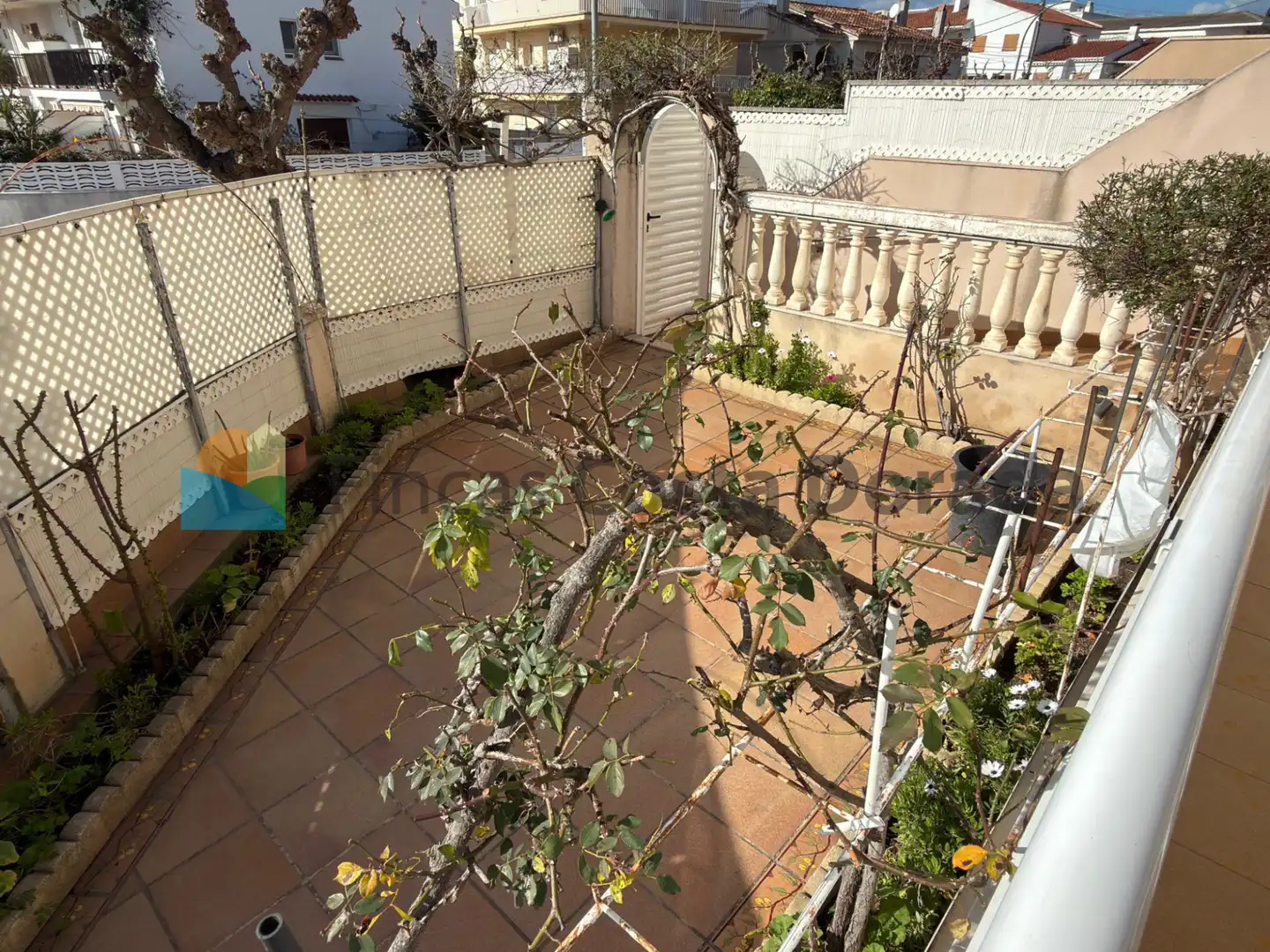 Terraza de Planta baja en venta en Cubelles con Aire acondicionado, Calefacción y Jardín privado
