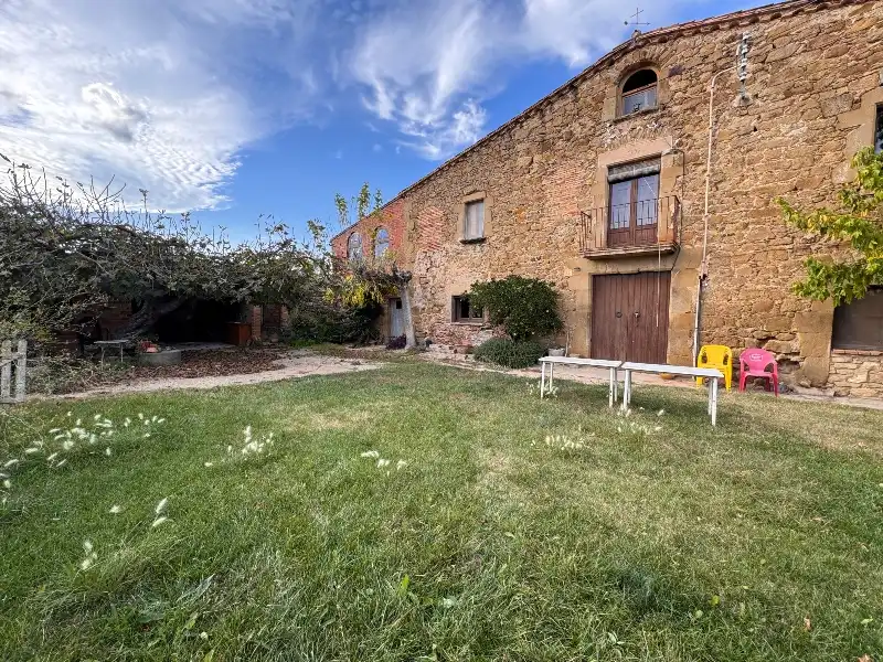 Vista exterior de Finca rústica en venda en Corçà amb Jardí privat, Terrassa i Balcó