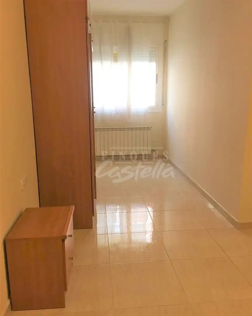 Bedroom of Flat for sale in Mataró  with Heating and Storage room