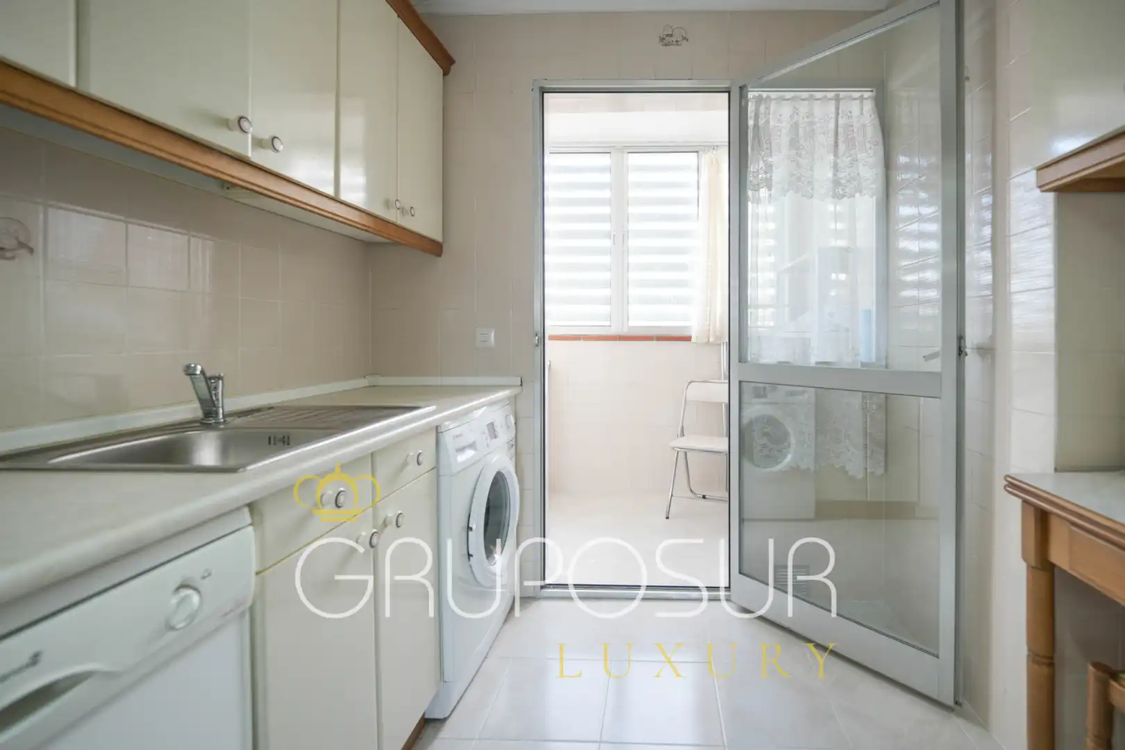 Küche von Wohnung zum Verkauf in Valladolid mit Heizung, Privatgarten und Parkett