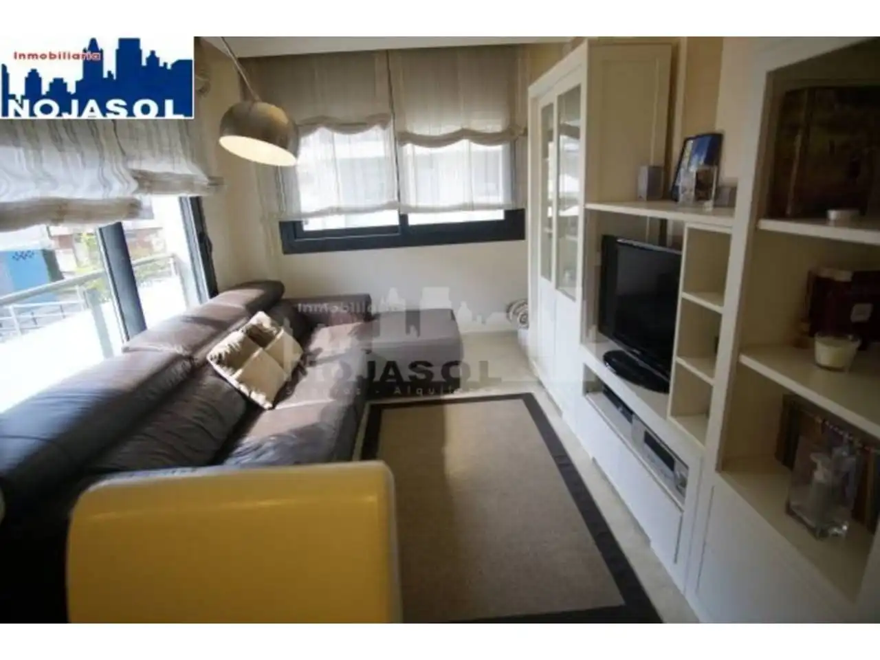 Wohnzimmer von Wohnung zur Miete in Noja mit Heizung, Privatgarten und Terrasse
