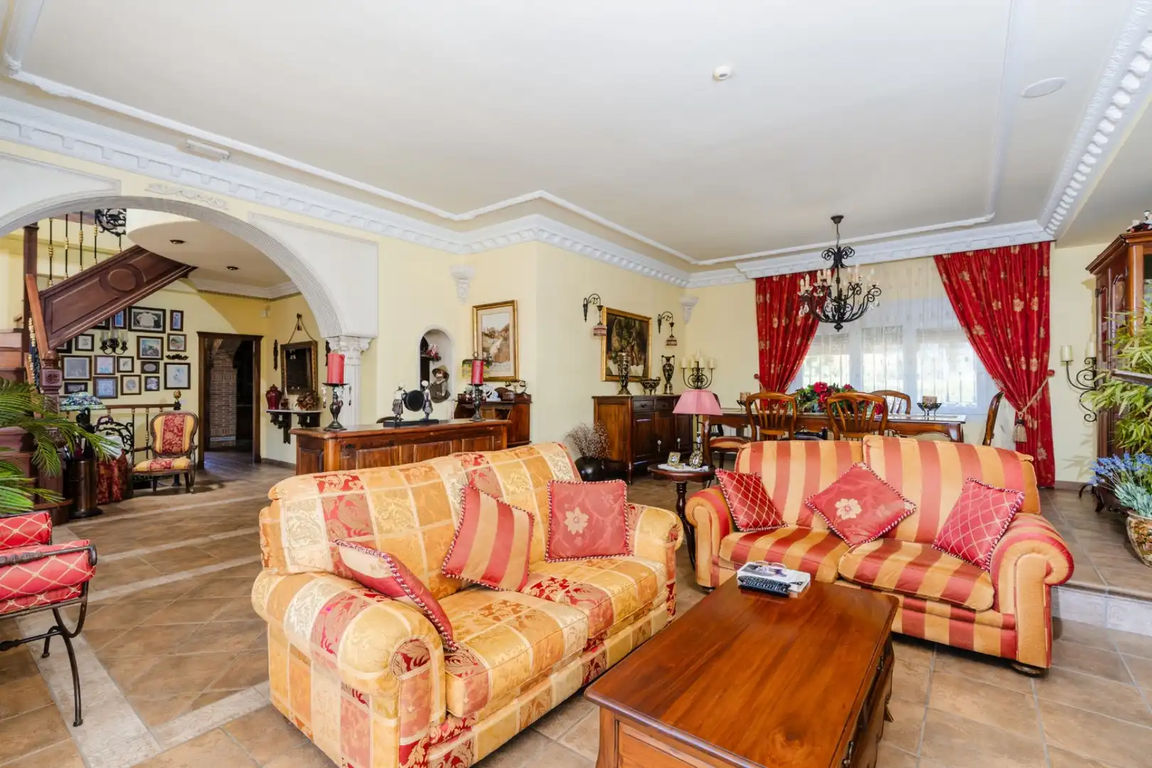 Sala de estar de Casa o chalet en venta en San Vicente del Raspeig / Sant Vicent del Raspeig con Aire acondicionado, Calefacción y Jardín privado