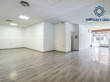 Local comercial en venda a DR.LOPEZ-CANTARERO BALLES 5