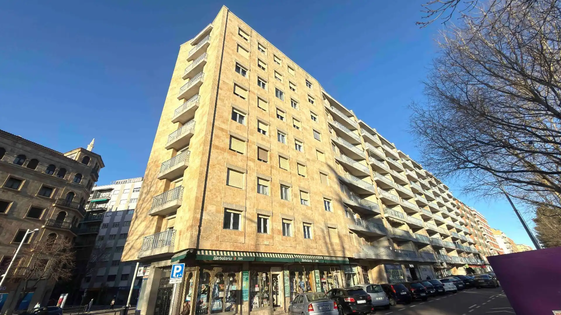 Außenansicht von Wohnung zur Miete in Salamanca Capital mit Heizung, Terrasse und Balkon