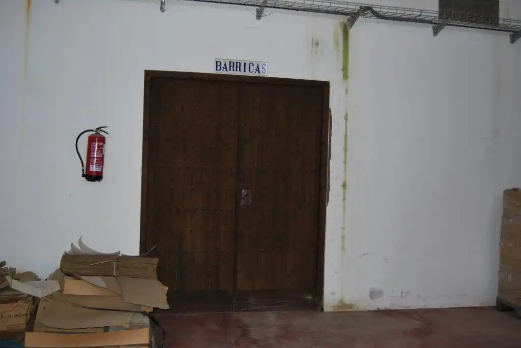 Nave industrial en venta en La Villa de Don Fadrique