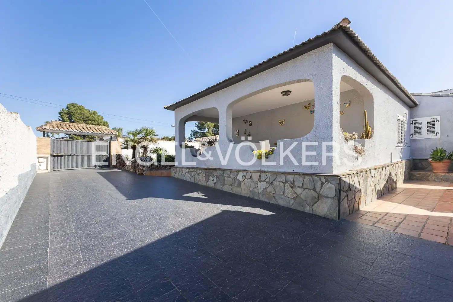 Exterior view of Houses for sale in Paterna  with Air Conditioner, Heating and Private garden