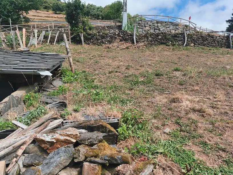 Casa o chalet en venta en Allande con Amueblado