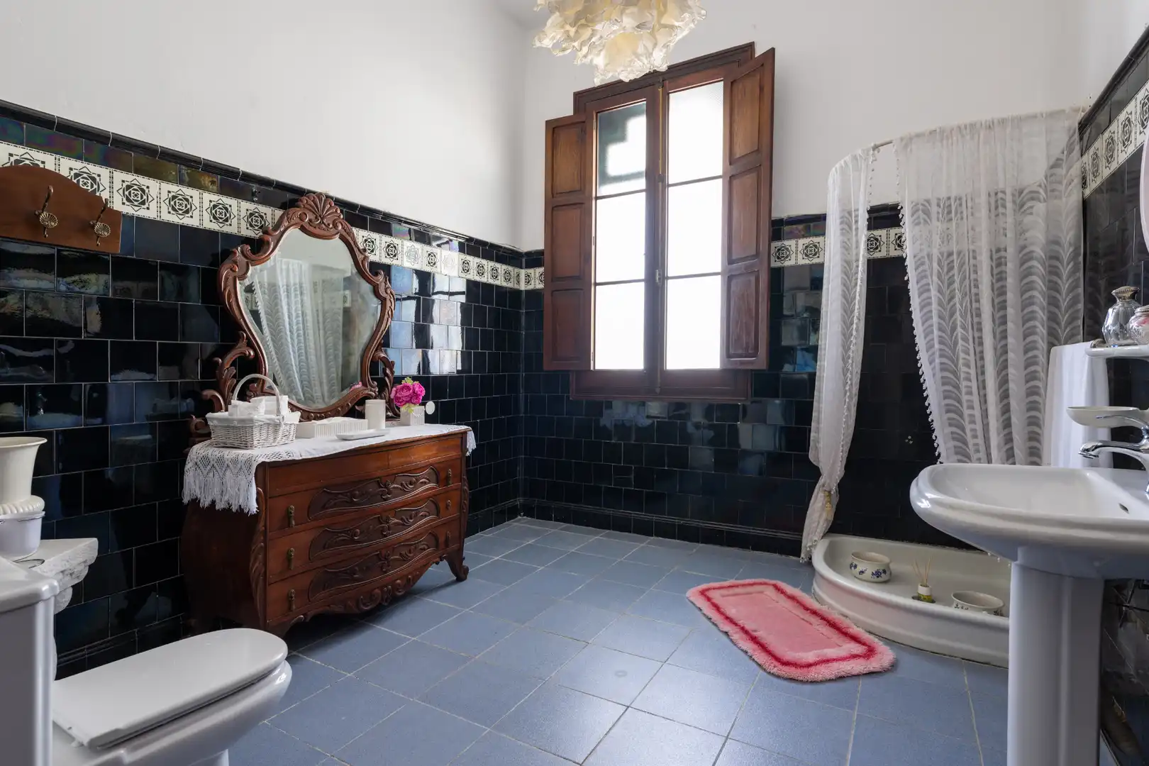Bany de Casa adosada en venda en Las Palmas de Gran Canaria amb Jardí privat, Traster i Moblat