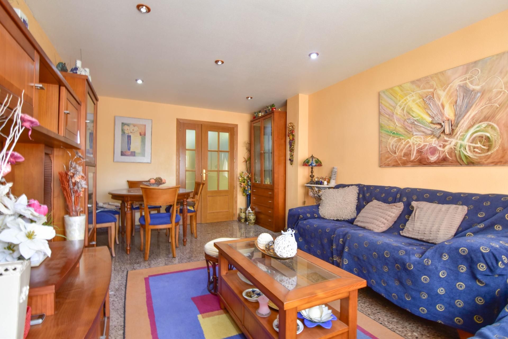 Living room of Flat for sale in Benetússer  with Air Conditioner and Balcony