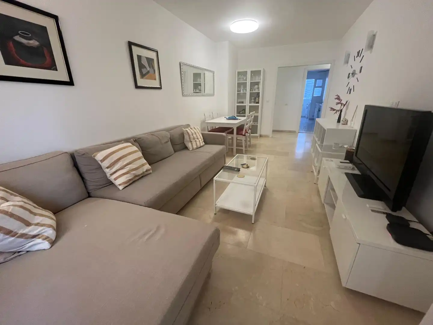 Piso con terraza en venta en Calle MONCAYO 37, imagen 2