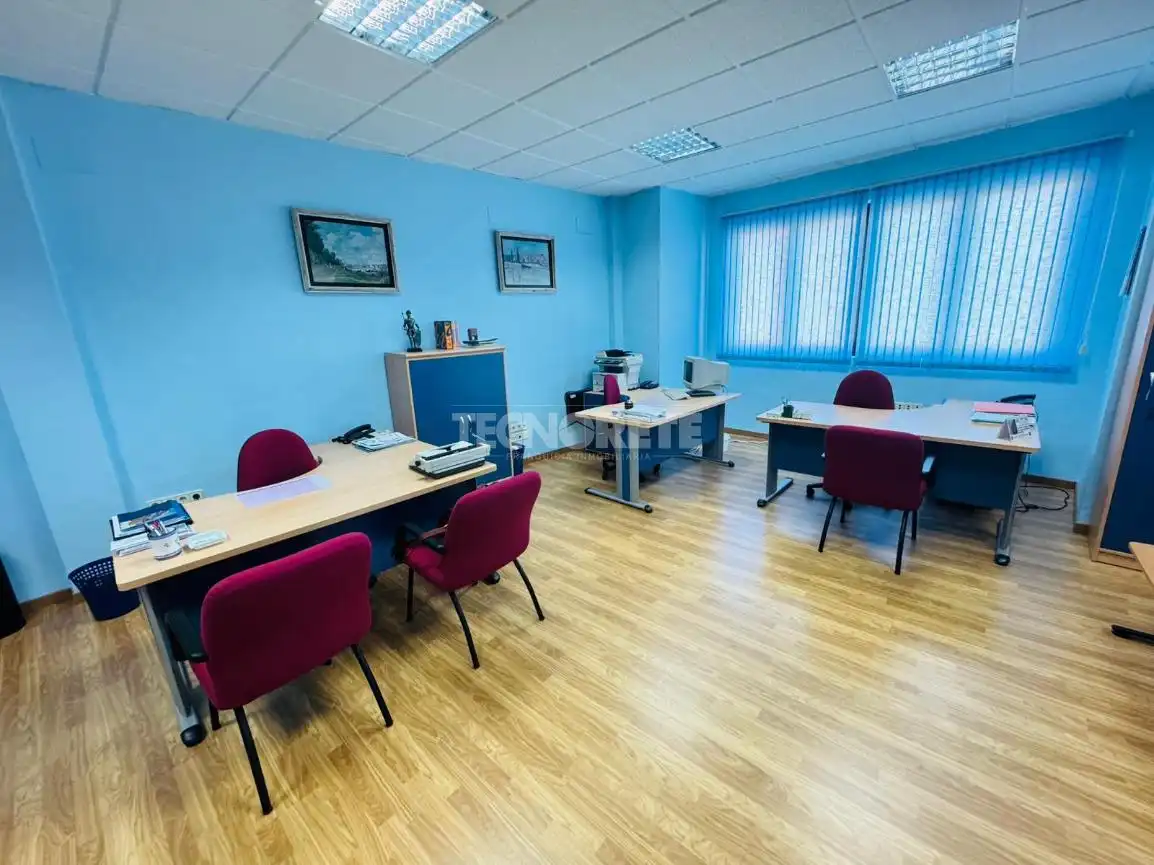 Office space to rent in Rda. Buenavista, imagen 16