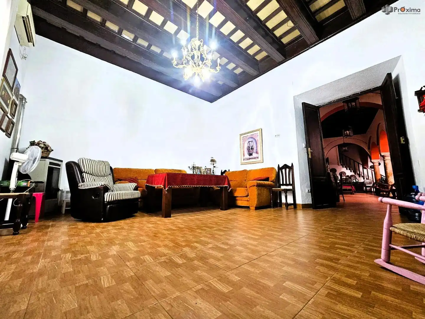 Sala d'estar de Casa o xalet en venda en Écija amb Aire condicionat