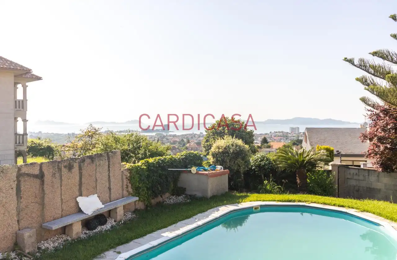 Casa con terraza en venta en Camiño a Fragoselo, imagen 4