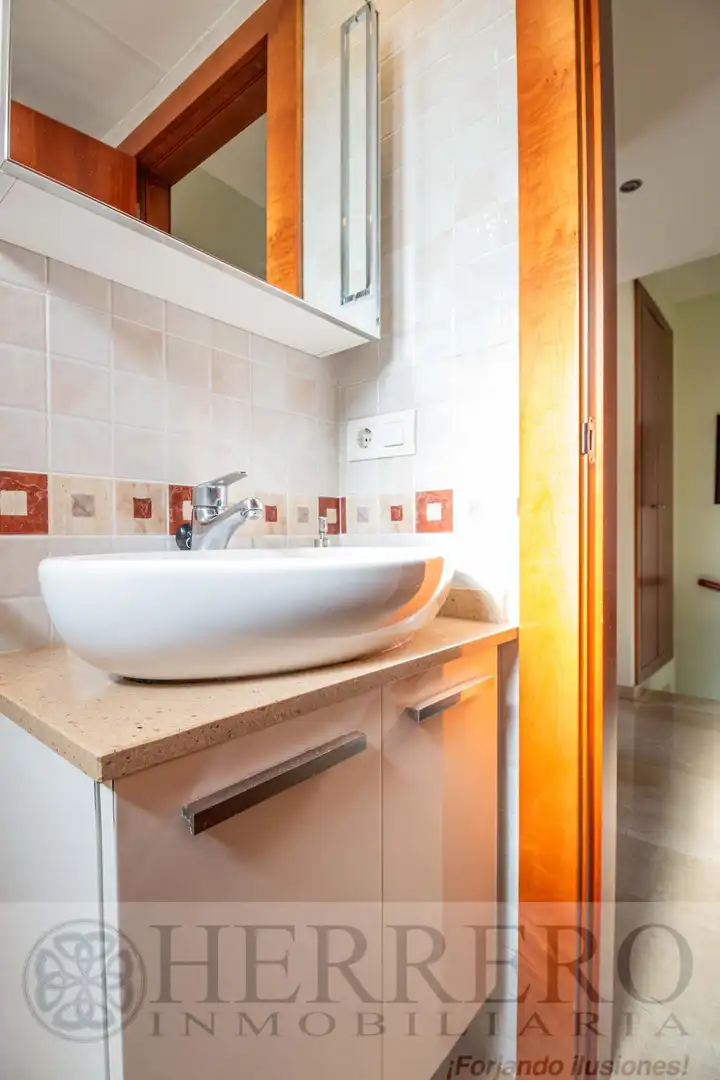 Baño de Casa o chalet en venta en Gandia con Aire acondicionado, Calefacción y Jardín privado
