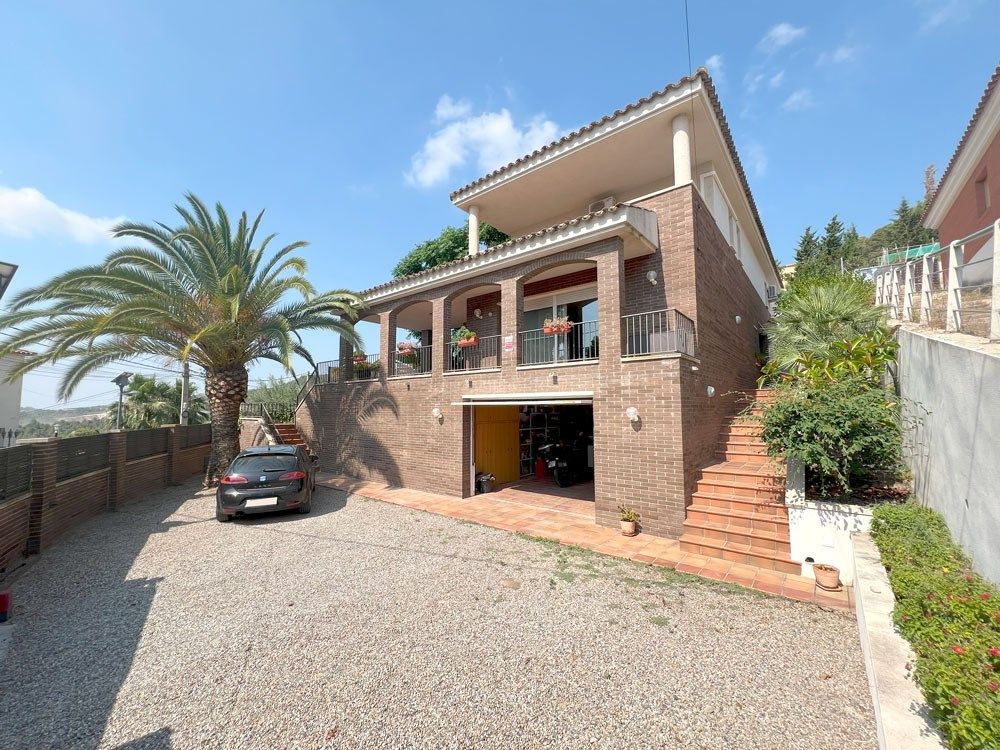 Vista exterior de Casa o chalet en venta en Alcover con Aire acondicionado, Calefacción y Terraza
