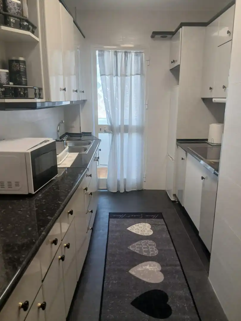 Cocina de Piso de alquiler en Málaga con Aire acondicionado y Amueblado
