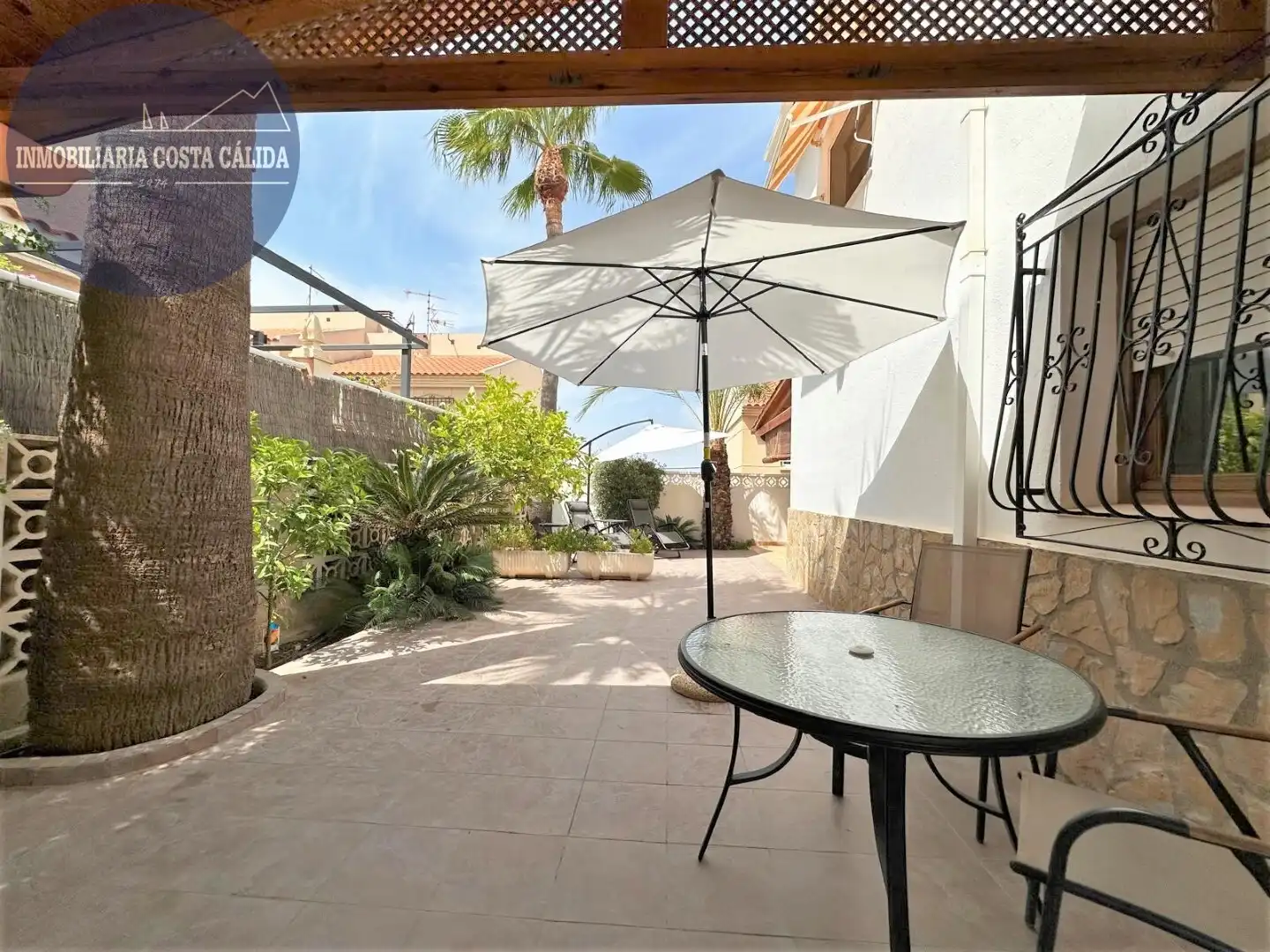 Casa aparellada amb terrassa en venda a Calle Romero 22, imagen 5