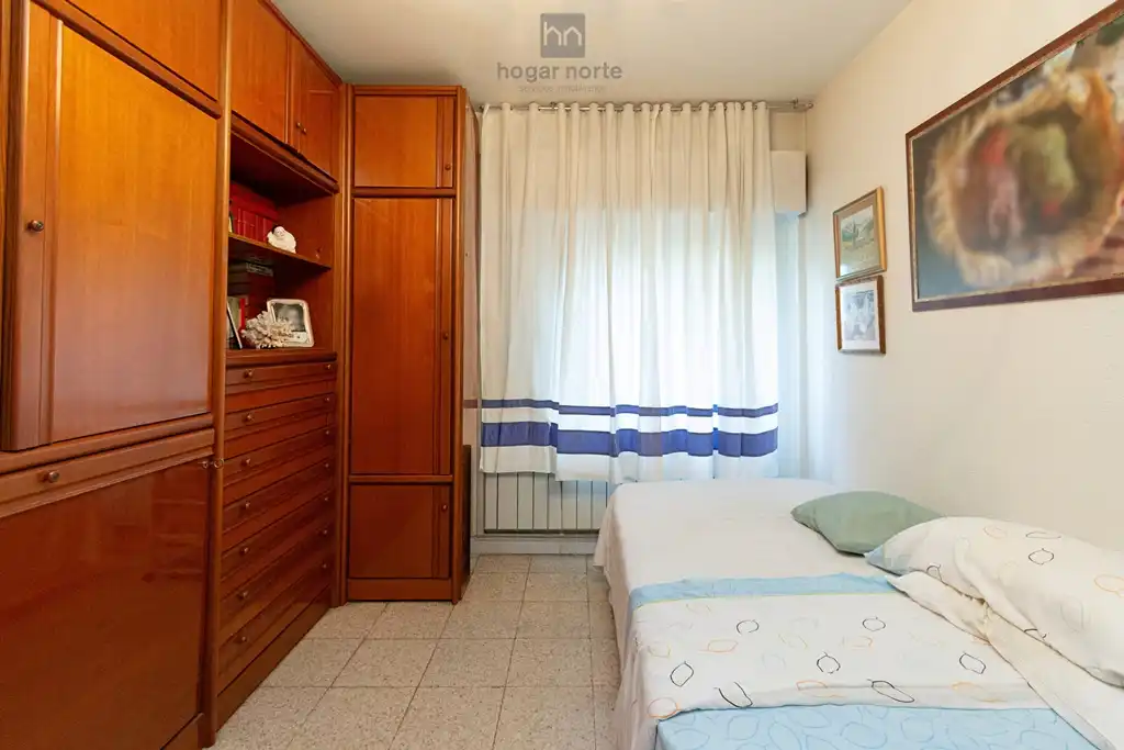 Habitación de Piso en venta en Alcobendas con Aire acondicionado, Calefacción y Terraza