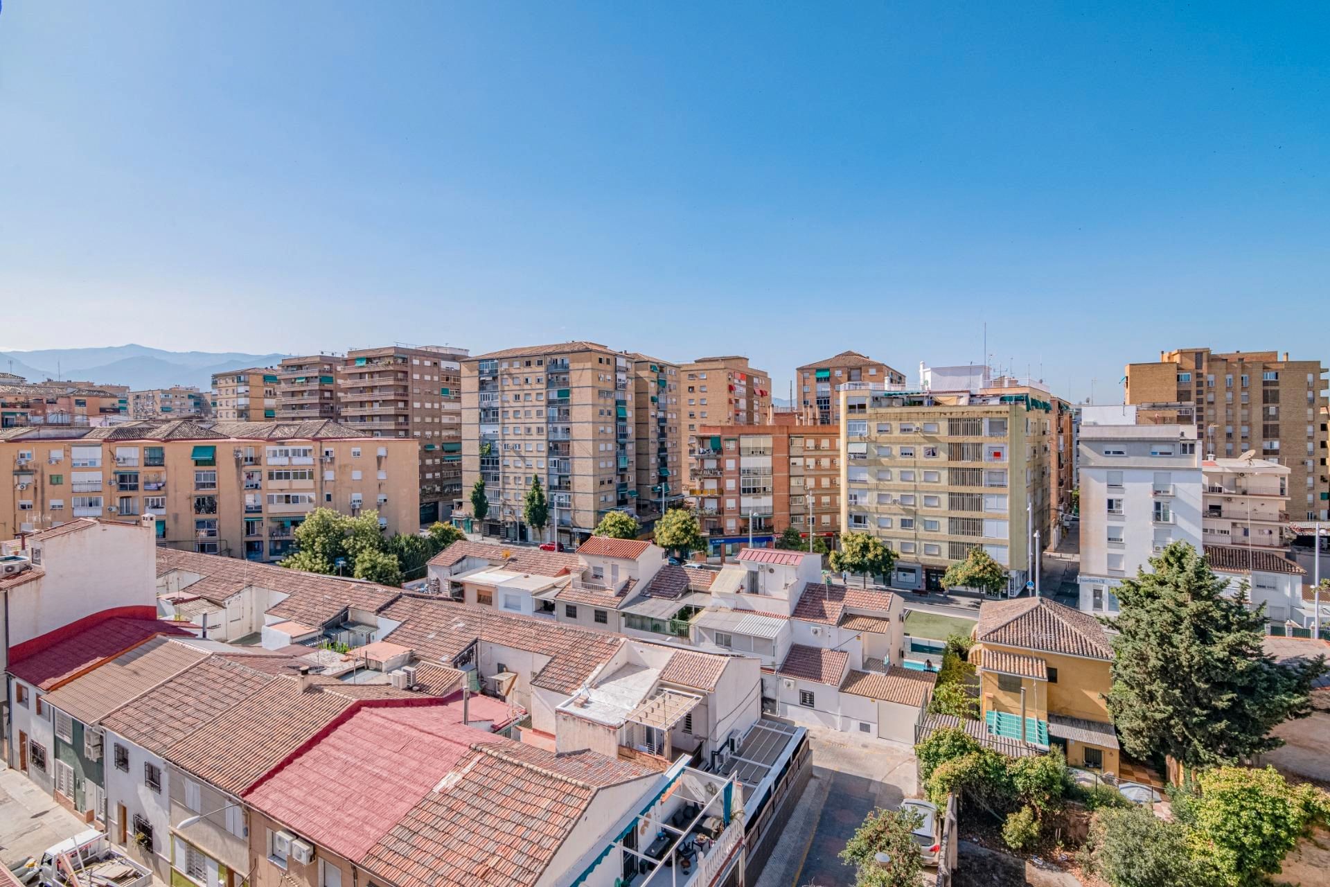 Flat for sale in Calle Florencia, 5, Barrio de Zaidín, Zaidín,  Granada Capital