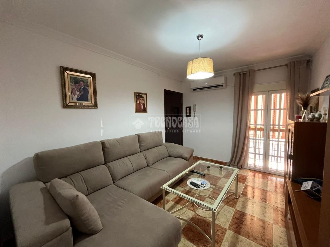 Sala de estar de Piso en venta en  Sevilla Capital con Aire acondicionado, Terraza y Balcón