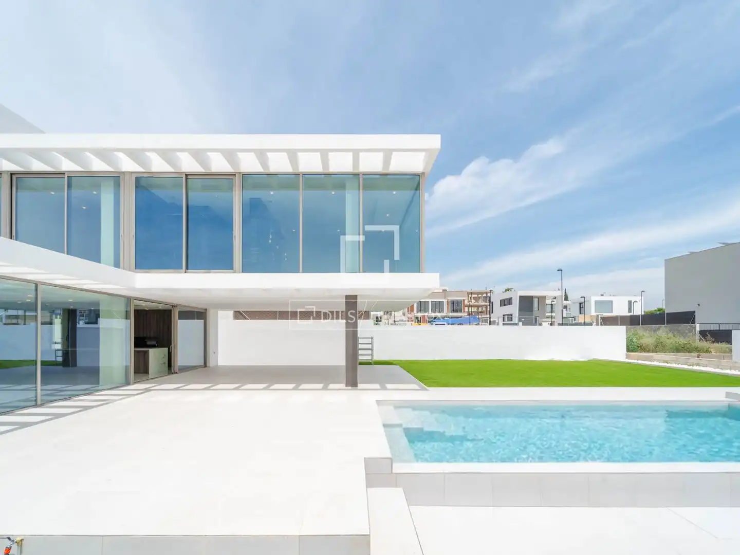 Exterior view of Houses for sale in Torrent  with Air Conditioner, Private garden and Terrace