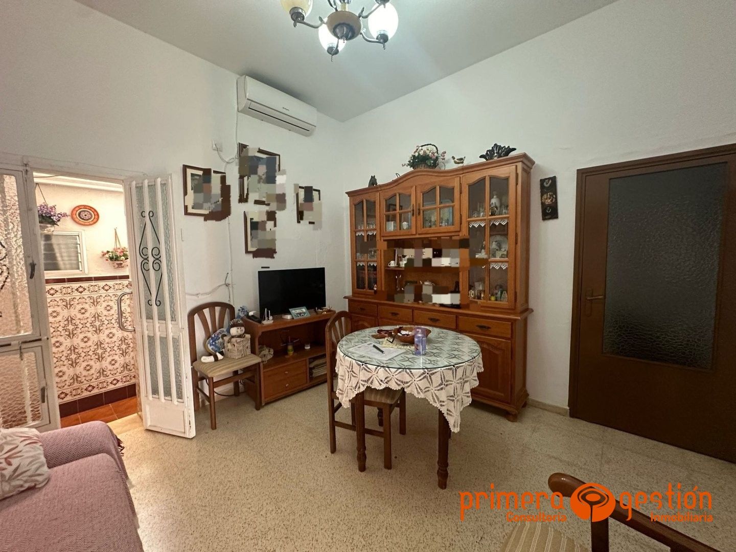 Menjador de Casa o xalet en venda en Lora del Río