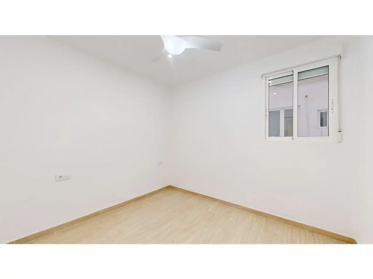 Habitación de Piso en venta en Valencia con Jardín privado