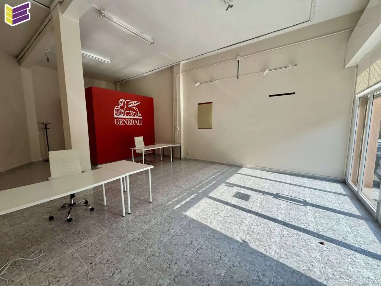 Gewerbefläche zur Miete in Calle Peinador 7, imagen 2