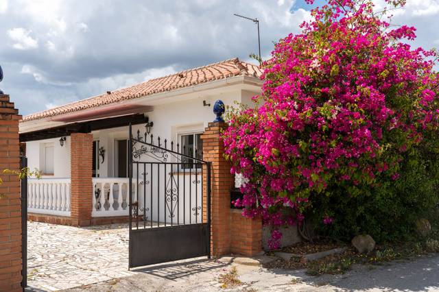 Casa-chalet en Venta en Álora