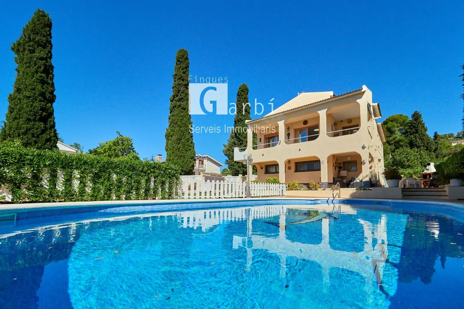 Chalet con piscina en venta en Masos