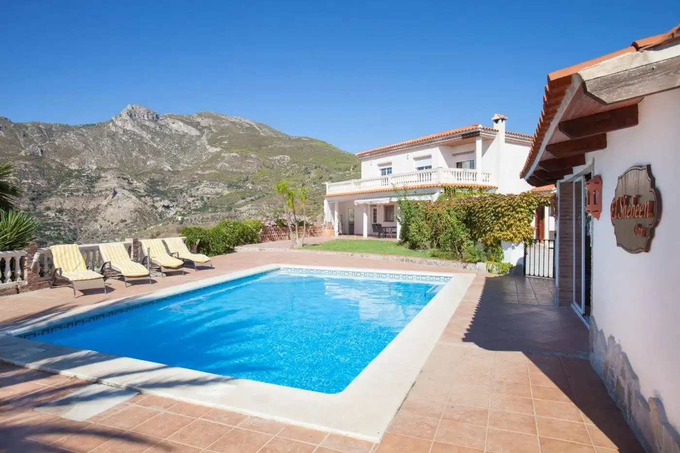 Vista exterior de Casa o chalet en venta en Jete con Aire acondicionado, Calefacción y Jardín privado