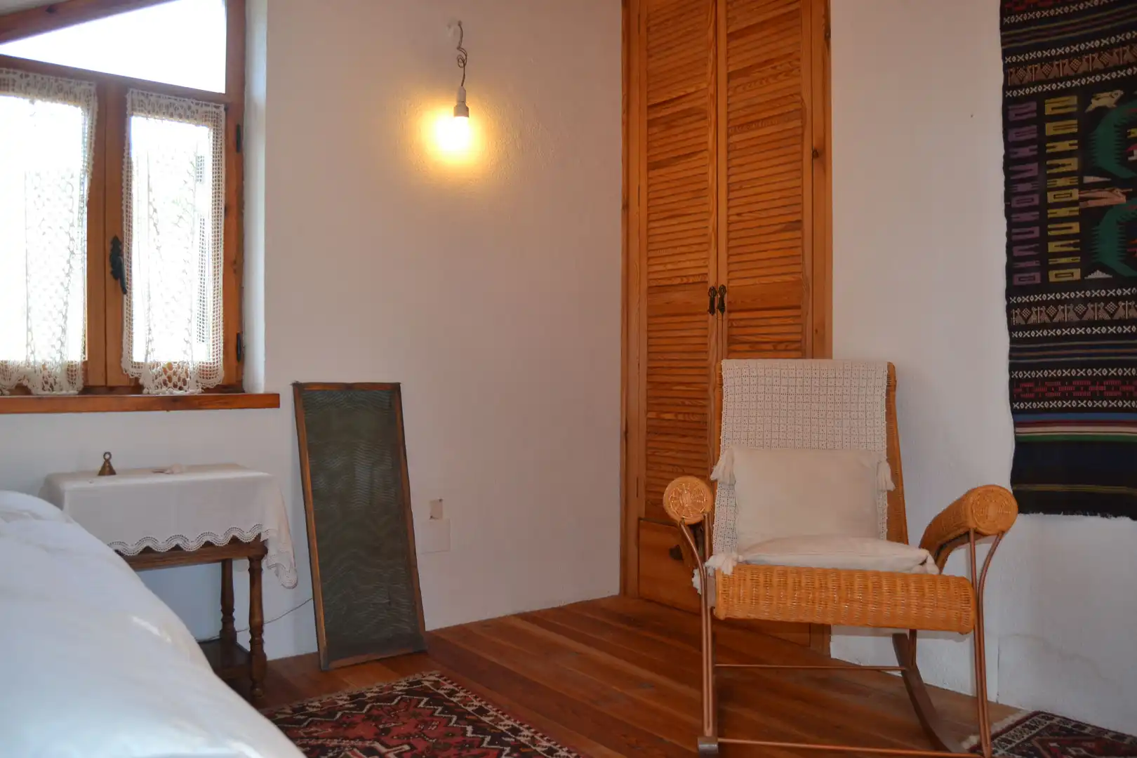 Schlafzimmer von Haus oder Chalet zum Verkauf in Aisa mit Heizung und Privatgarten