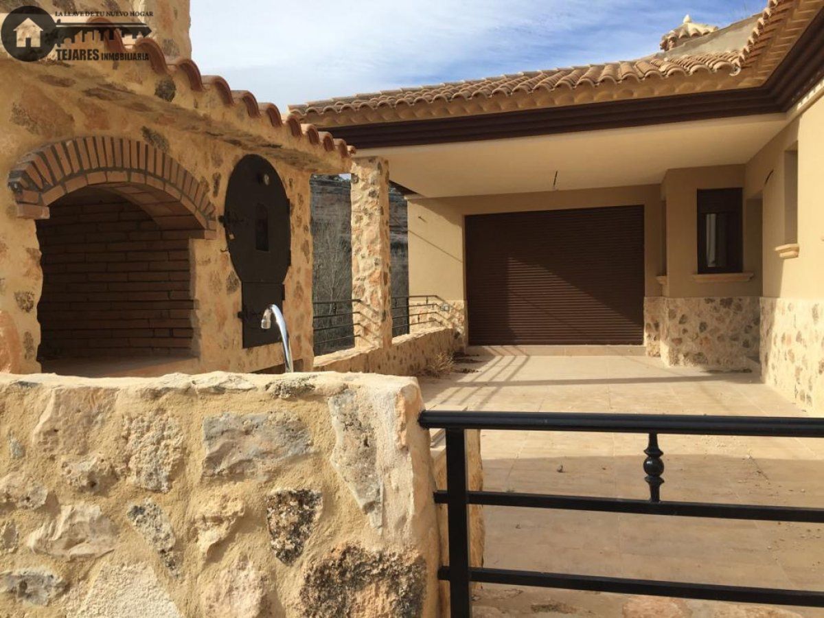 Casa o xalet en venda en La Recueja amb Aire condicionat, Calefacció i Jardí privat
