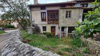 Exterior view of House or chalet for sale in Llanes