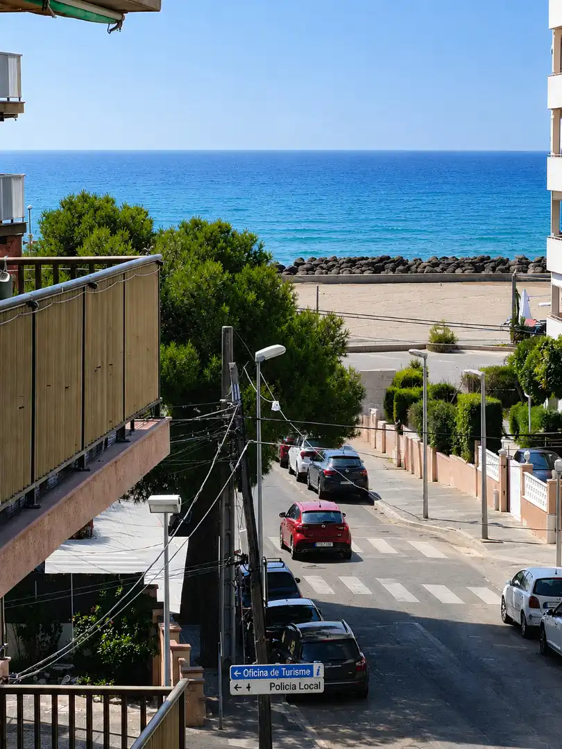 Vista exterior de Ático en venta en Cunit con Aire acondicionado, Calefacción y Terraza