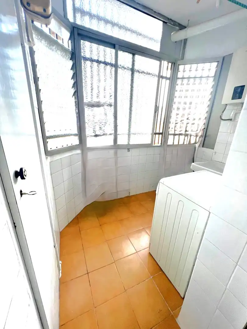 Piso de alquiler en Avenida del Rector José Loustau, 18, La Fama
