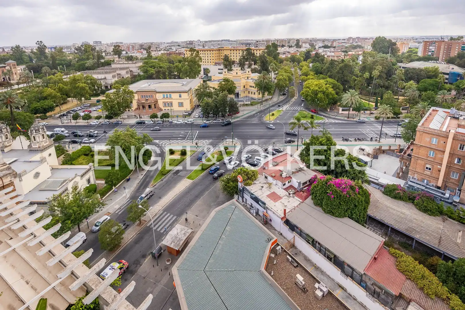 Vista exterior de Piso en venta en Sevilla con Calefacción