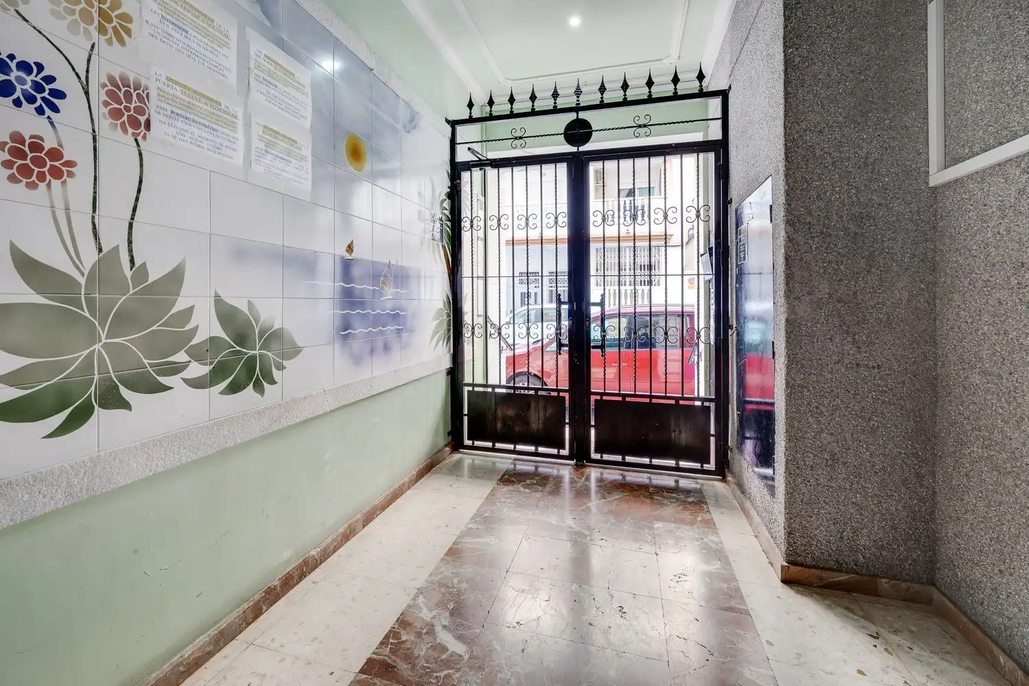 Piso en venta en Torrevieja con Aire acondicionado, Terraza y Amueblado