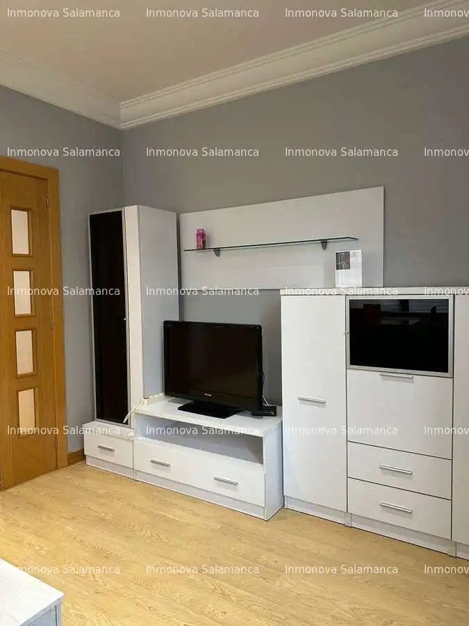 Living room of Flat for rent in Salamanca  with Heating and Furnished