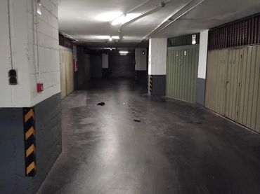 Einzelparkplatz zum Verkauf in Altza