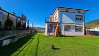 Vista exterior de Casa o xalet en venda en Santa María de Cayón amb Terrassa