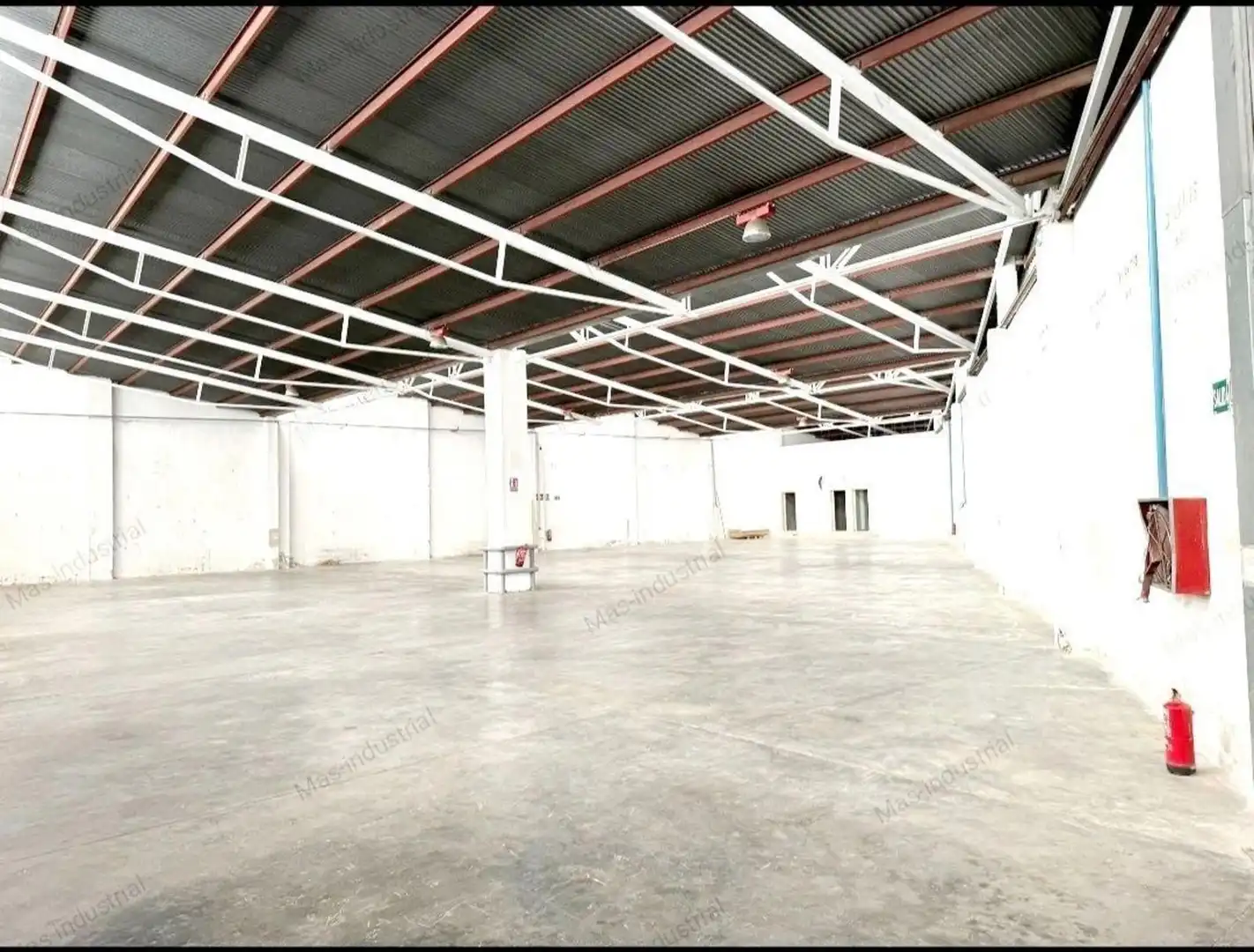 Nave industrial en venta en Paterna