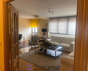 Living room of Flat to rent in Segovia Capital  with Heating, Parquet flooring and Furnished