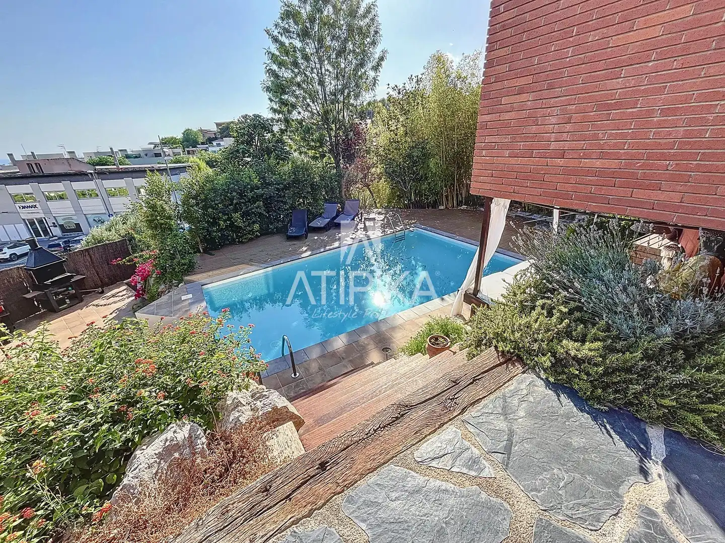 Piscina de Casa o xalet en venda en Sitges amb Aire condicionat, Calefacció i Terrassa