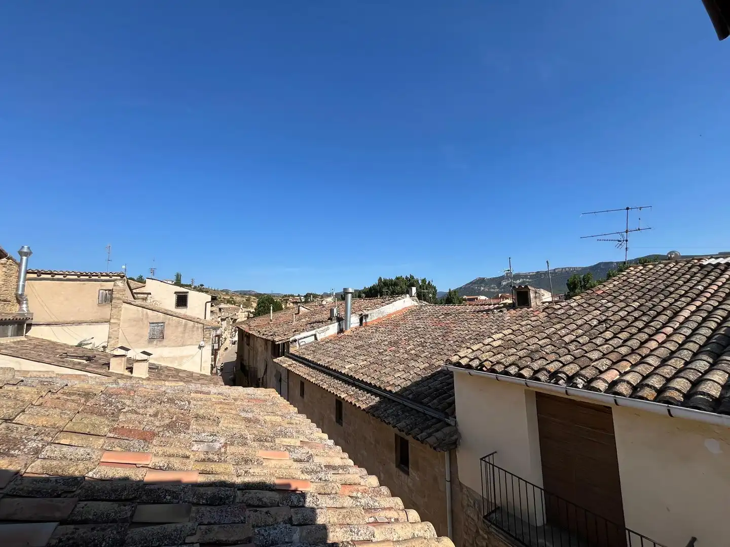 Vista exterior de Dúplex en venta en Valderrobres