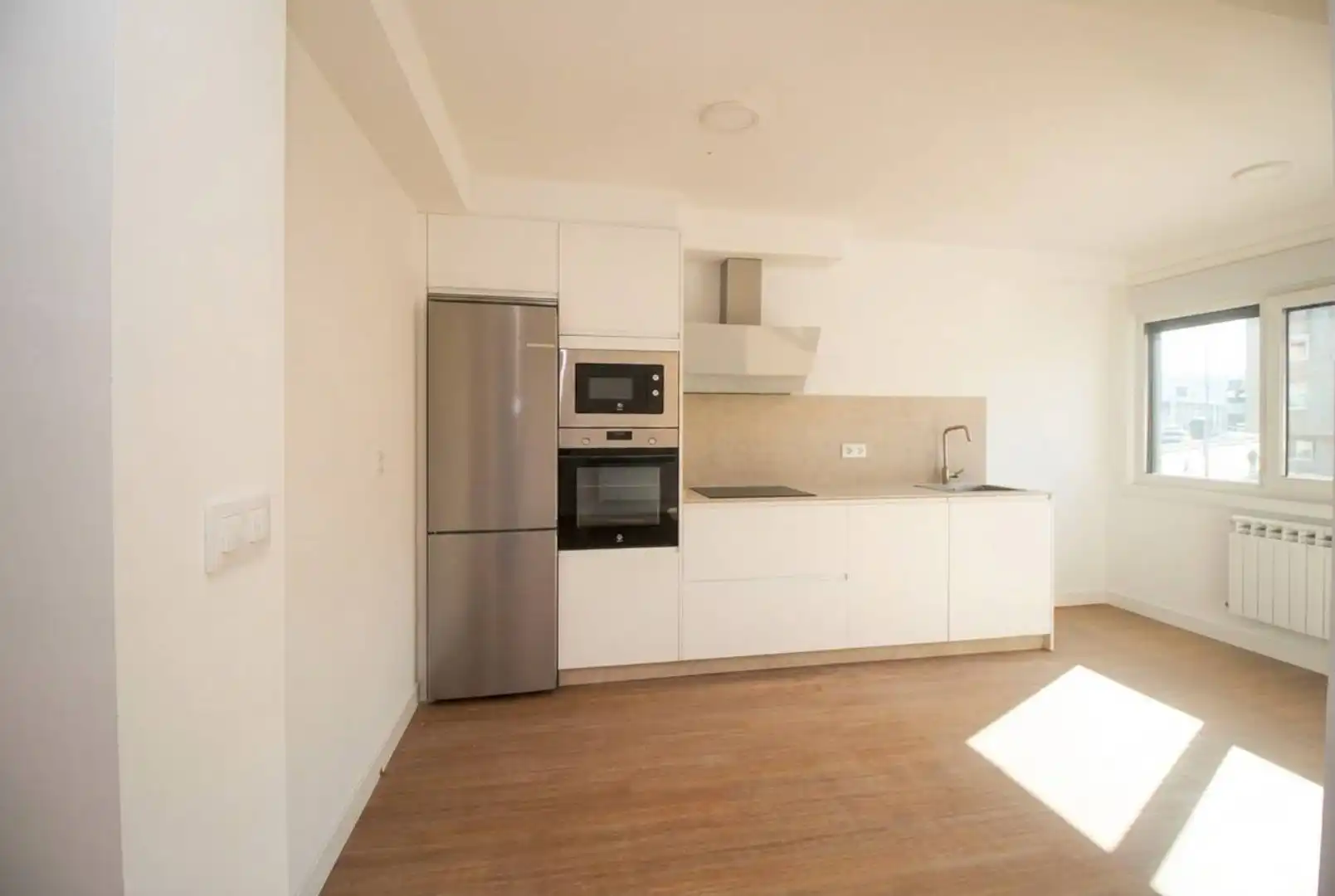 Cocina de Piso en venta en Oleiros con Calefacción, Parquet y Terraza