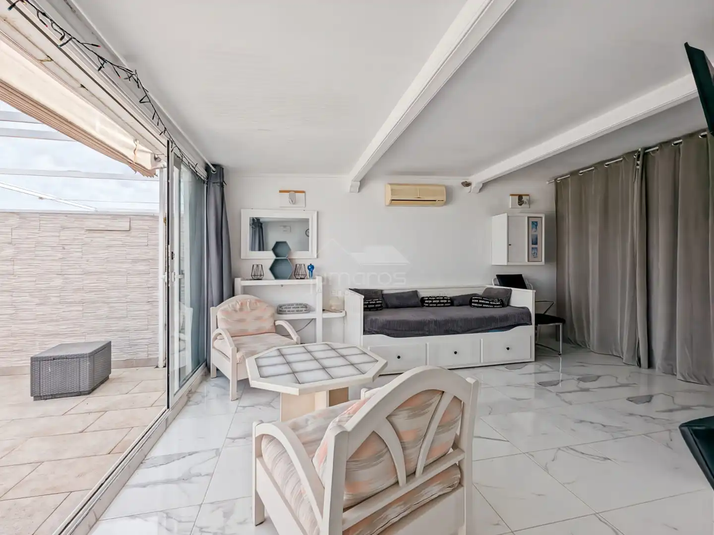 Habitación de Dúplex en venta en Empuriabrava con Aire acondicionado, Calefacción y Terraza