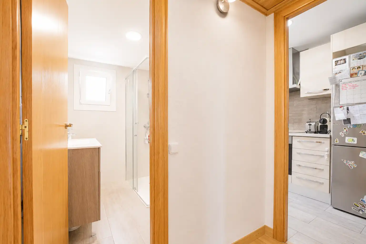 Baño de Piso en venta en Santa Coloma de Gramenet con Aire acondicionado y Terraza